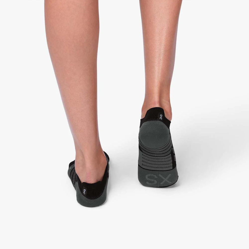 On Running On Low Socks Women's 4 On Running On Low Socks Women's - Image 2