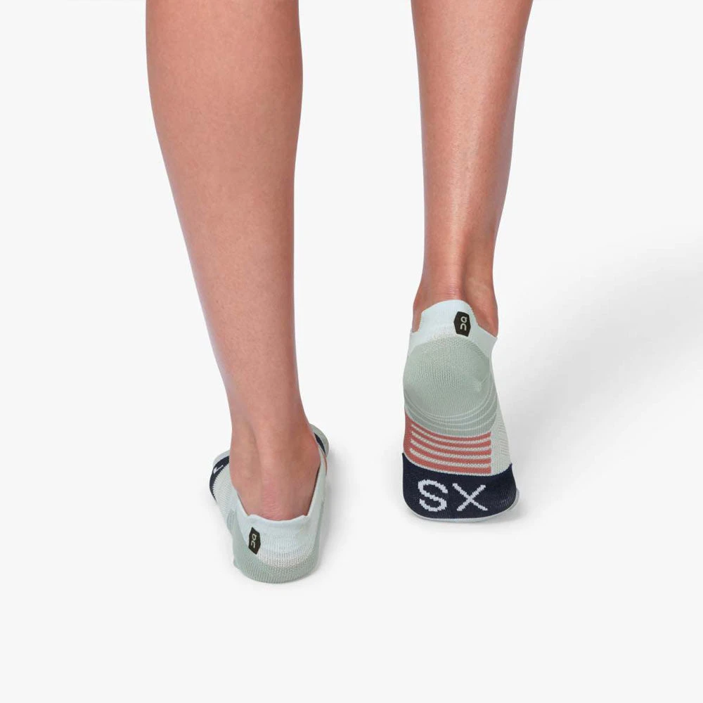 On Running On Low Socks Women's 6 On Running On Low Socks Women's - Image 4