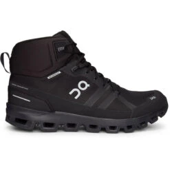 On Running Men's Cloudrock Waterproof 11 On Running Men's Cloudrock Waterproof -On Running Small PNG FW19 Cloudrock Waterproof All Black M Pack Shot 1