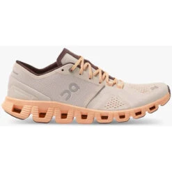 On Running Women's Cloud X -On Running cloud x 2 fw20 silver almond w g1